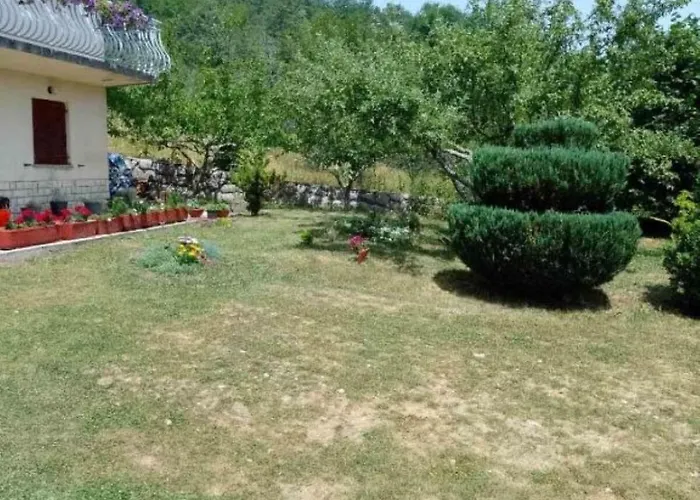 Lika Quiet Apartment